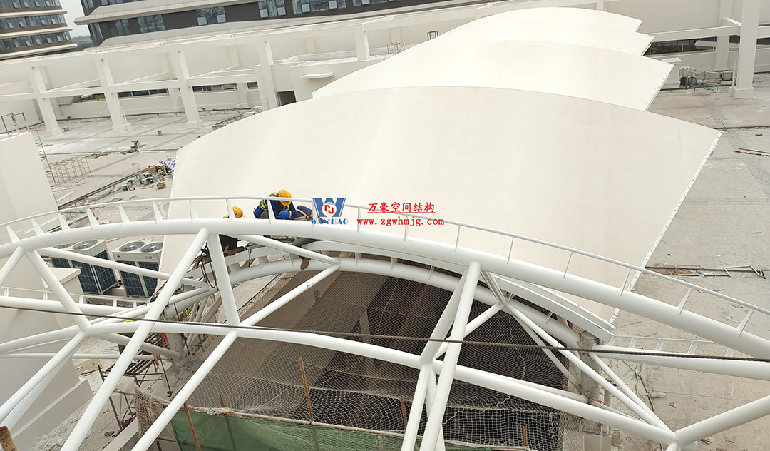 工程進度全速推進，PTFE膜材張拉在即！