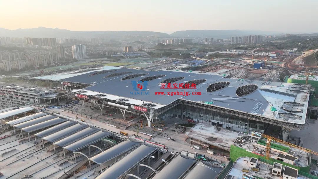 提檔提速，ETFE氣枕膜結構天窗正在火熱施工安裝中