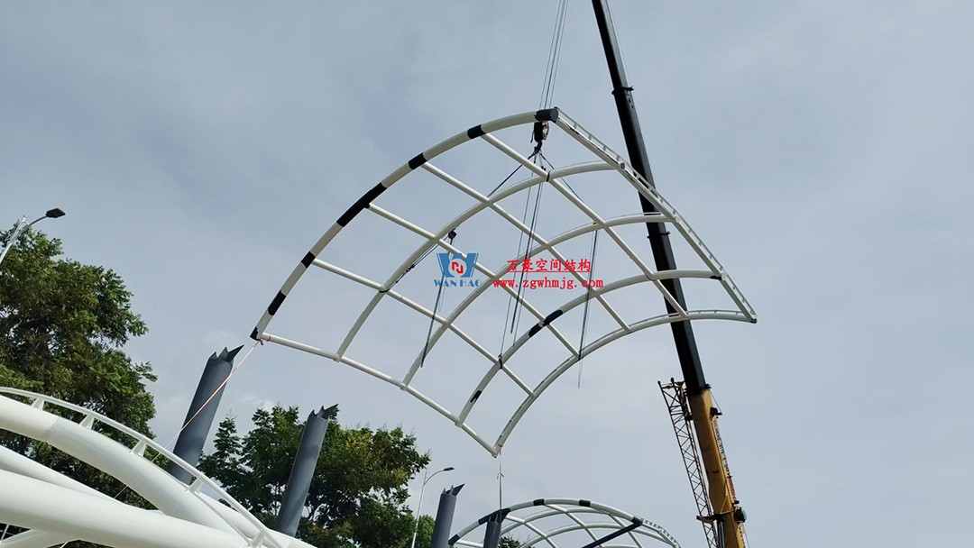 全面加速建設，創建優質精品工程