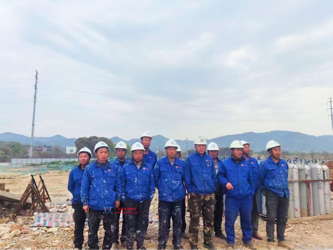 馭風(fēng)逐沙，織就賽道美學(xué)——比亞迪紹興嵊州賽車場干拔沙坡觀景平臺鋼膜結(jié)構(gòu)
