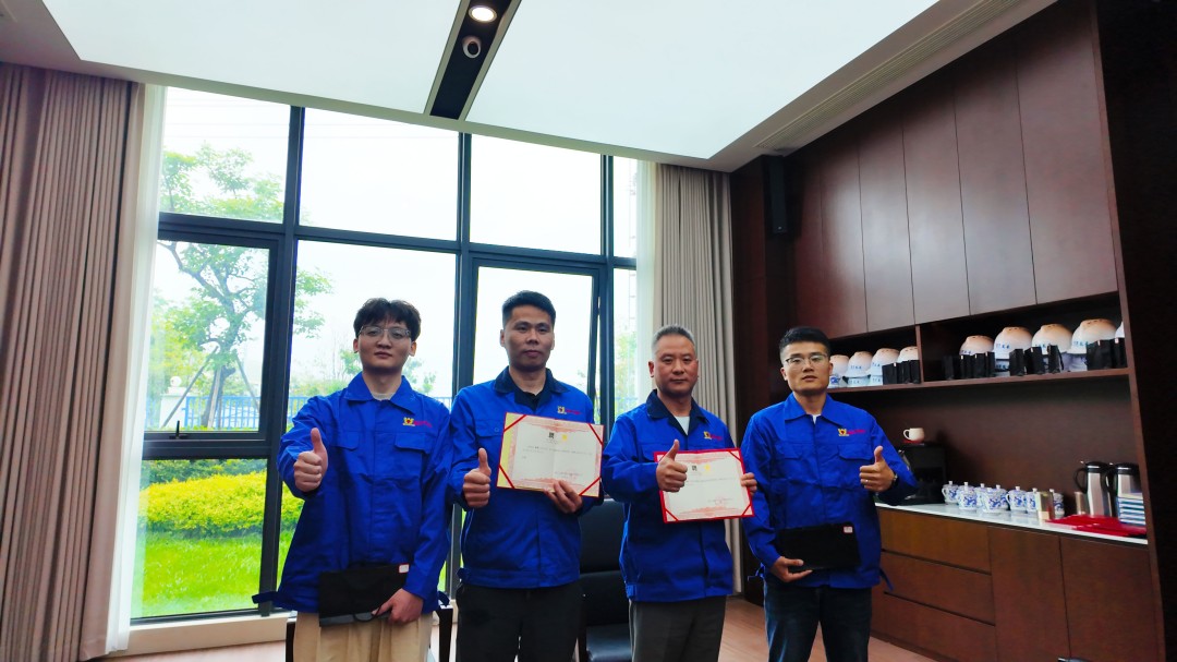 浙江萬豪空間結構集團有限公司隆重舉行“匠心傳承·共筑未來”師徒大會！