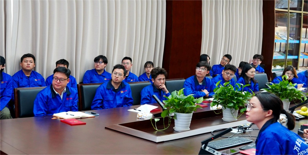 浙江萬豪空間結(jié)構(gòu)集團(tuán)有限公司隆重舉行“匠心傳承·共筑未來”師徒大會! 浙江萬豪空間結(jié)構(gòu)集團(tuán)有限公司隆重舉行“匠心傳承·共筑未來”師徒大會!