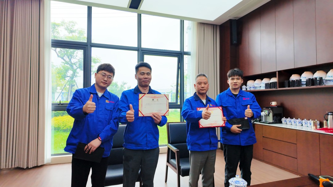 浙江萬豪空間結(jié)構(gòu)集團(tuán)有限公司隆重舉行“匠心傳承·共筑未來”師徒大會! 浙江萬豪空間結(jié)構(gòu)集團(tuán)有限公司隆重舉行“匠心傳承·共筑未來”師徒大會!