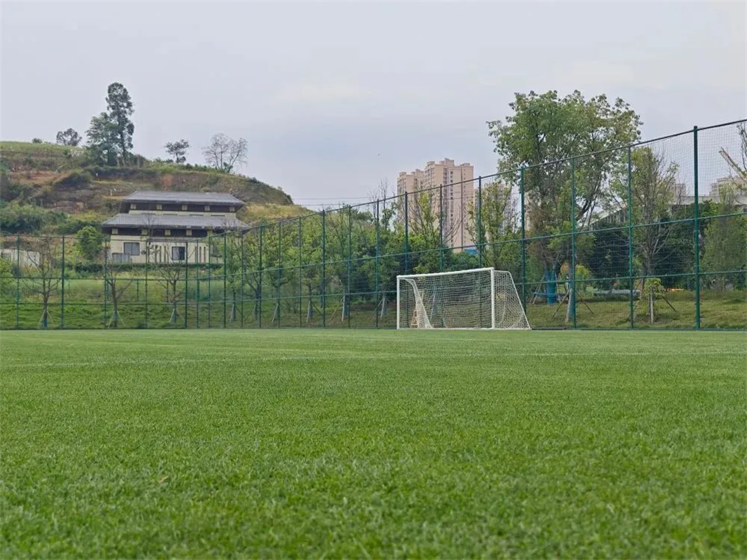 萬(wàn)豪集團(tuán)匠心助力，6月齊聚重慶龍興足球場(chǎng)為國(guó)足吶喊助威！