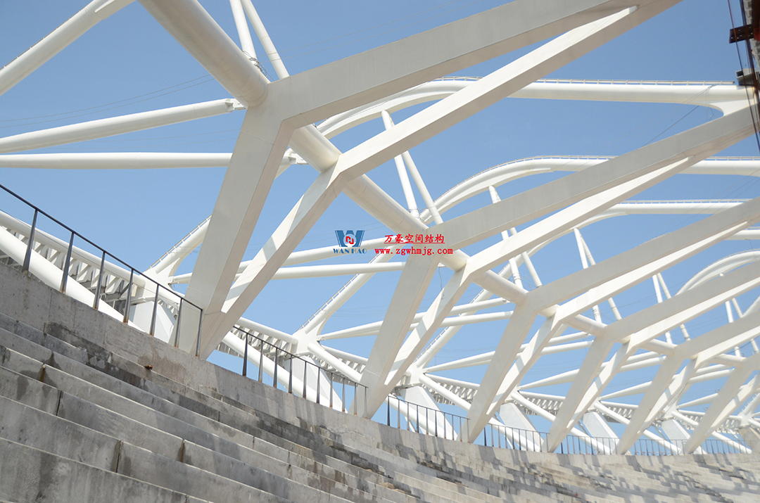 緊跟“蘇超熱浪”，火熱施工中，一只白鷺即將振翅高飛！