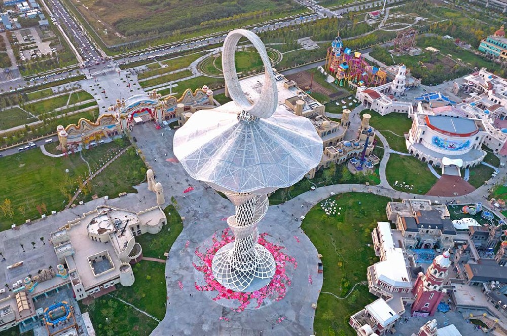 ETFE膜結構：打造會呼吸的生態建筑