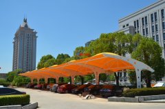 汽車(chē)車(chē)棚價(jià)格一般是怎么算的？膜結(jié)構(gòu)車(chē)棚報(bào)價(jià)性?xún)r(jià)比是最高的嗎？