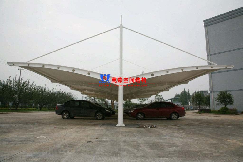 T字型膜結構車棚