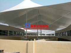 雨棚材料選哪種好？雨棚制作設計選膜結構有哪些優(yōu)勢？